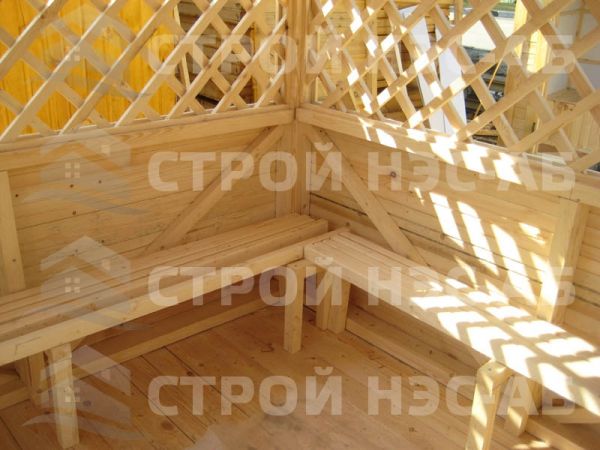 Лавка деревянная