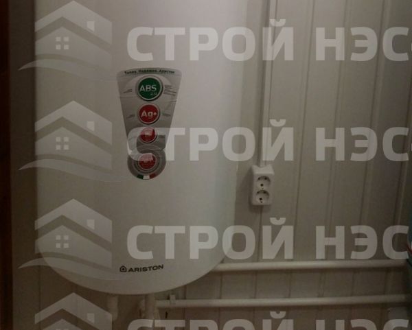 Водонагреватель "Аристон" на 50л